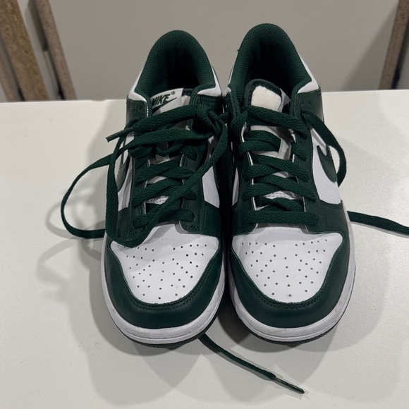 Nike low dunk MICHIGAN STATE Kids Sneakers Green and White